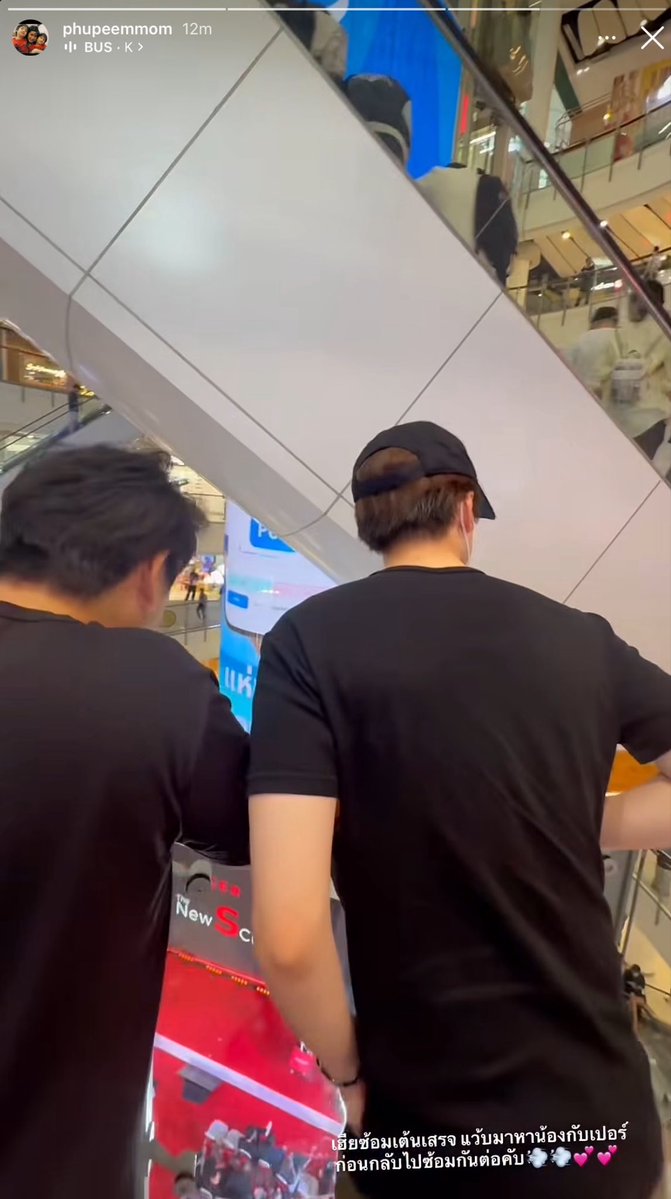 allapha11's tweet photo. มี Day 7 จริงว่ะ 😭😭😭 เฮียแวะไปดูคอปที่งาน https://t.co/6eyyc0DryR