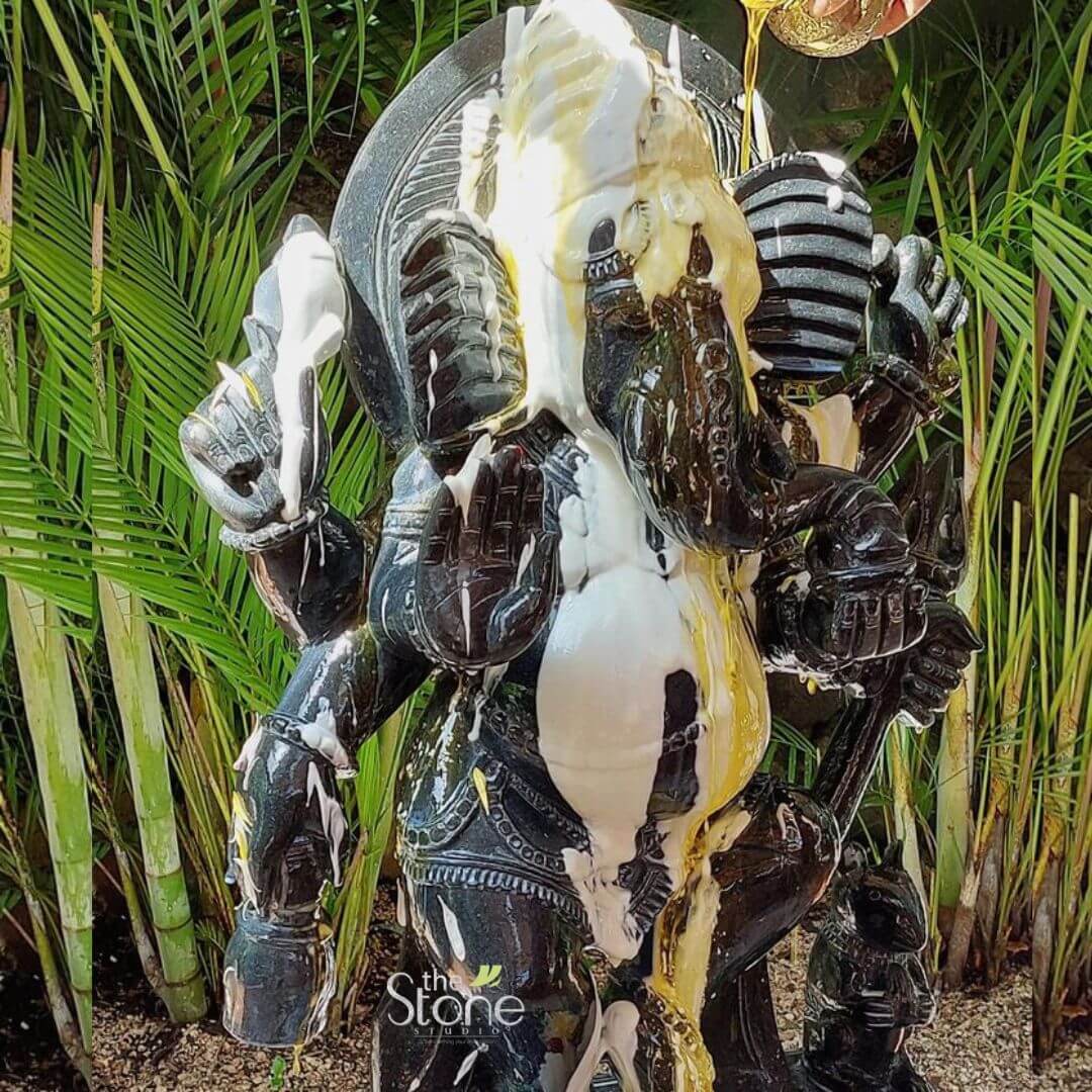 TheStonesStudio's tweet photo. #clientlove❤️
This beautiful collection of Ganesh, Hanuman, Laxmi, and Kaal Bhairav Stone Statues has been placed in Costa Rica is truly special.
Explore more:
https://t.co/B8HANrkvhx
For enquiries:
+91-7008222943
#TheStoneStudio https://t.co/fC3b0pVcBi