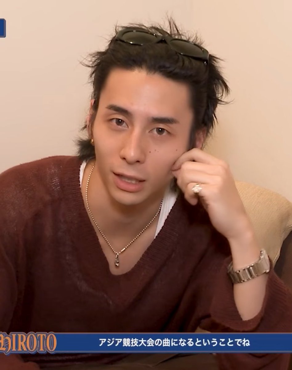 IniLuvya's tweet photo. ほんとに同じ日！？

っていうくらい違うタイプのメロ男が出て来て頭爆発した🤯💥 https://t.co/rczodkZF35