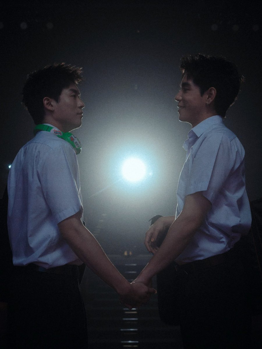 peepxppdesu's tweet photo. ขอโอ่งใบที่ใหญ่ที้สุดหน่อยค่ะ https://t.co/vC7e0c2u8f