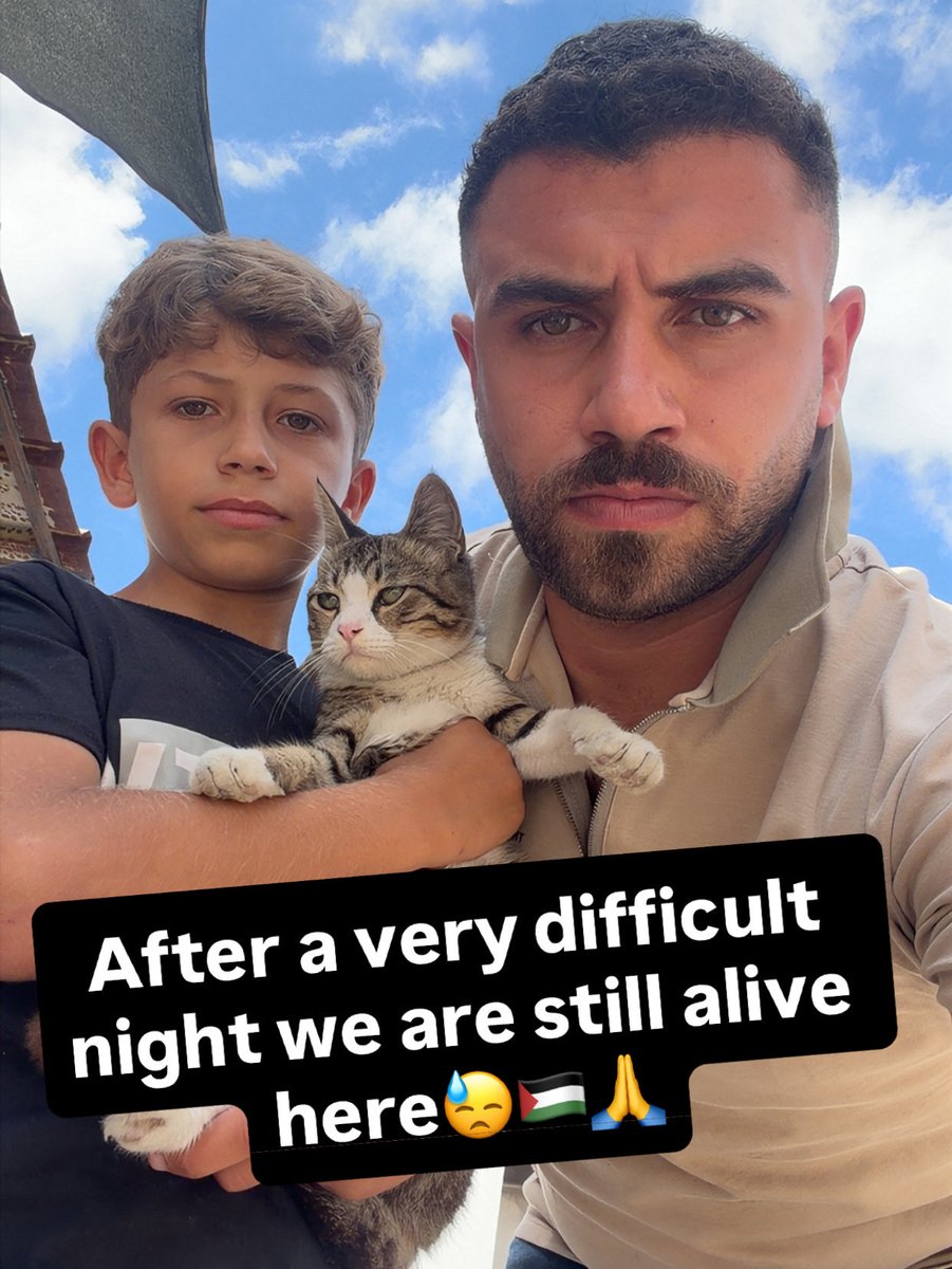 yousefmohmoud25's tweet photo. After a very difficult night we are still alive here😓🇵🇸🙏 https://t.co/hAQ1kzMZUy