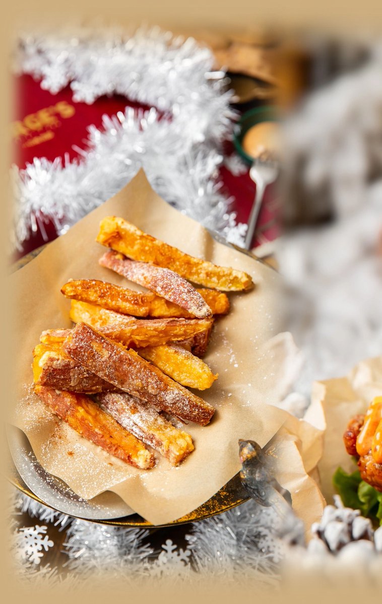 sunshineb_9_11f's tweet photo. Just found the perfect salty-sour combo snacks! Crispy potato chips + tangy dried plums. Sharing is caring https://t.co/APEDewo61a