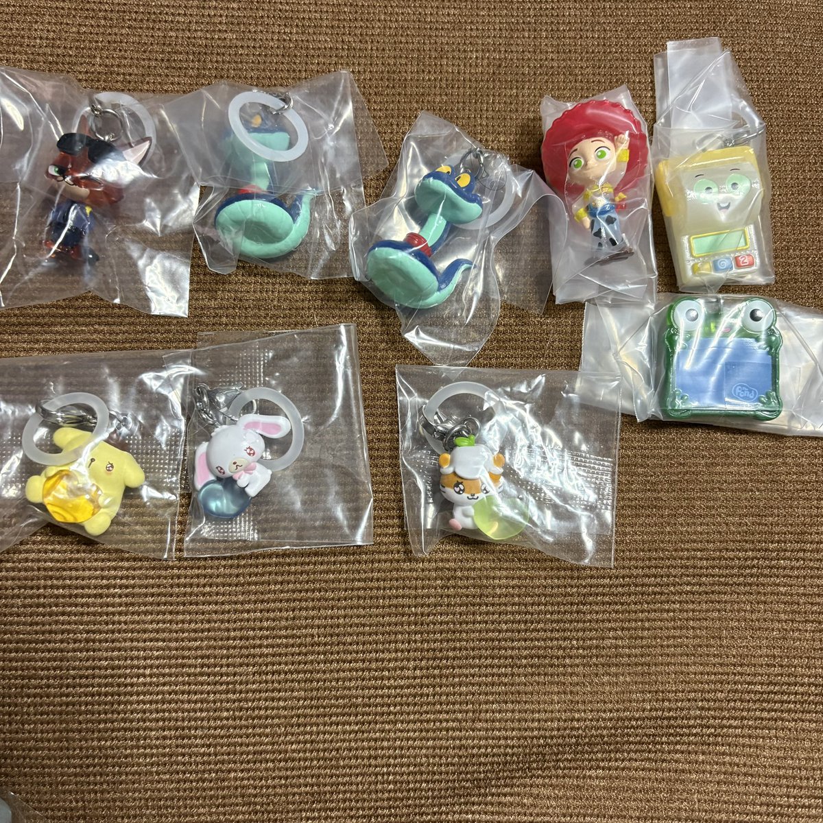 21kawa12's tweet photo. めじるし余剰分です。

定価+送料+梱包は(50円)でお譲り可能です。
なるべくまとめての方を優先させていただきます。
ご了承くださいませ。

お気軽にコメントまたはDMをお待ちしております。 https://t.co/nYA0q5TZx6