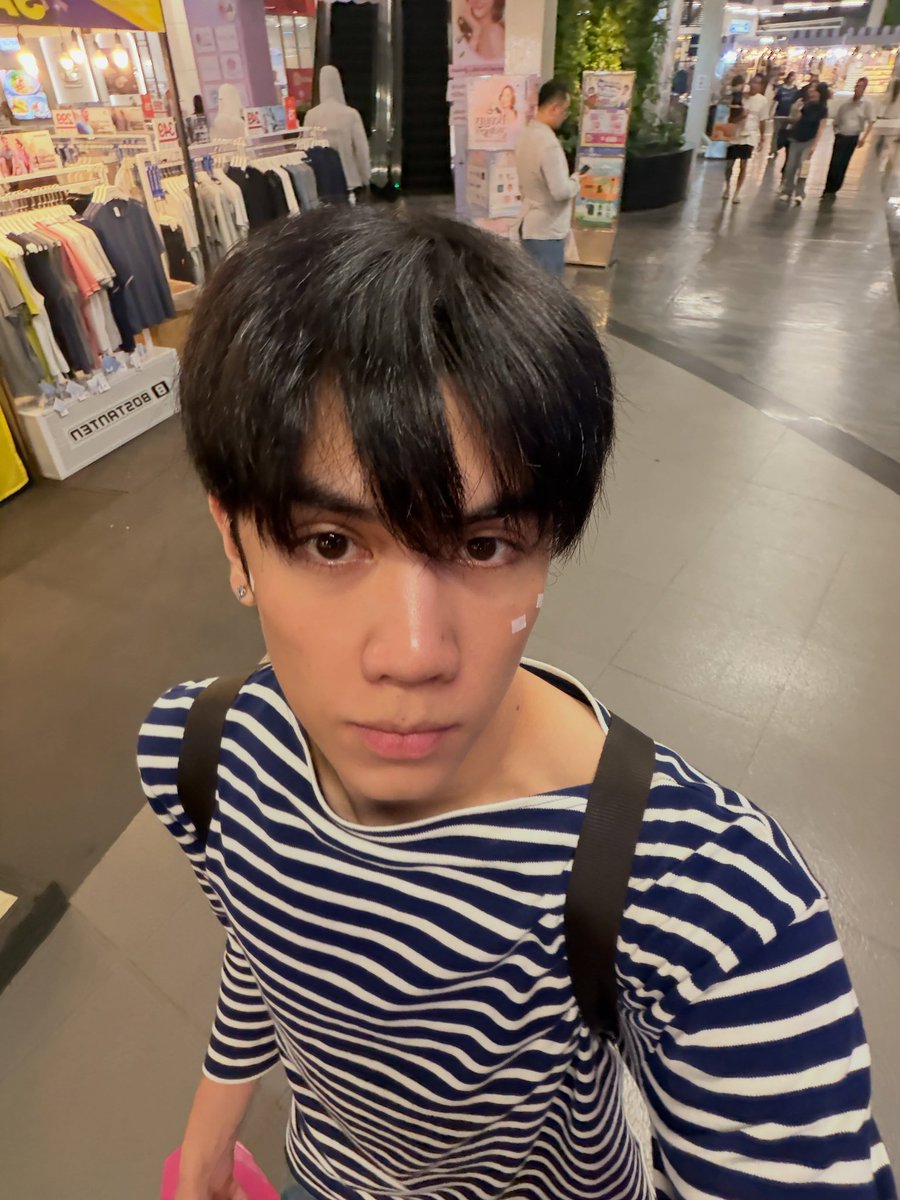 ChokunPicture03's tweet photo. IG post 280926

น้ำยังไม่ลดเลย 😭 hope everyone stays safe นะครับ 🫶🏻 ขอให้ทุกคนปลอดภัยนะ ( กุนติดอยู่ในห้องมาเป็นเวลาหลายวัน ;-; )

(1)
#PROXIEChokun #PROXIEth https://t.co/MlmyIzuOCl