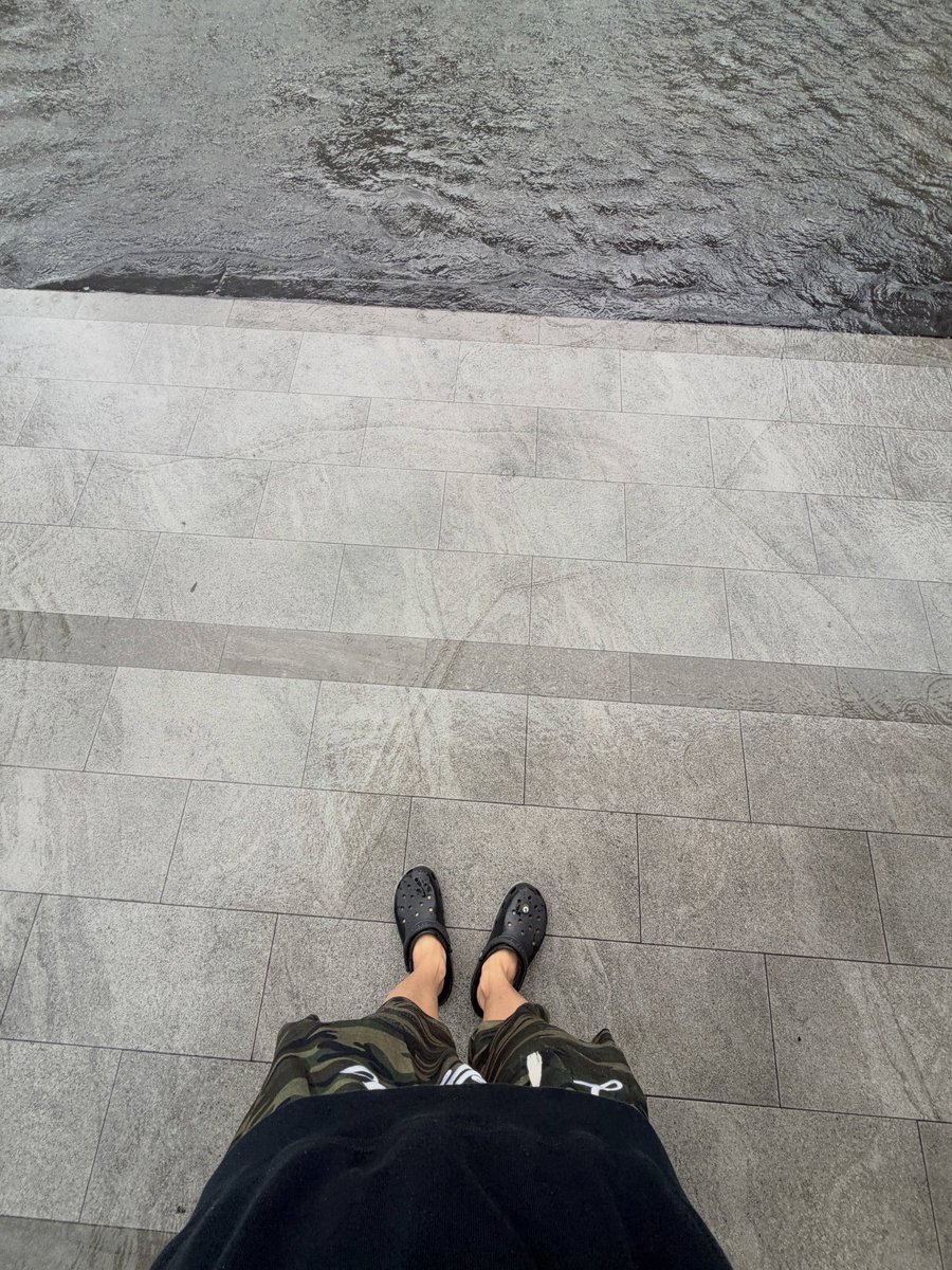 ChokunPicture03's tweet photo. IG post 280926

น้ำยังไม่ลดเลย 😭 hope everyone stays safe นะครับ 🫶🏻 ขอให้ทุกคนปลอดภัยนะ ( กุนติดอยู่ในห้องมาเป็นเวลาหลายวัน ;-; )

(2)
#PROXIEChokun #PROXIEth https://t.co/qGfTyPd3GQ