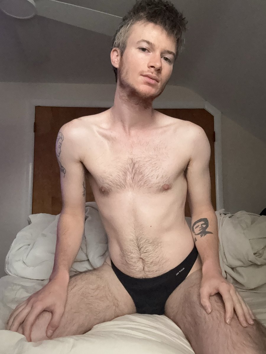 Joshyboyyy28's tweet photo. Don’t forget to do your morning stretches😚 #thong #gay #twink #underwear https://t.co/0FWxivStsB