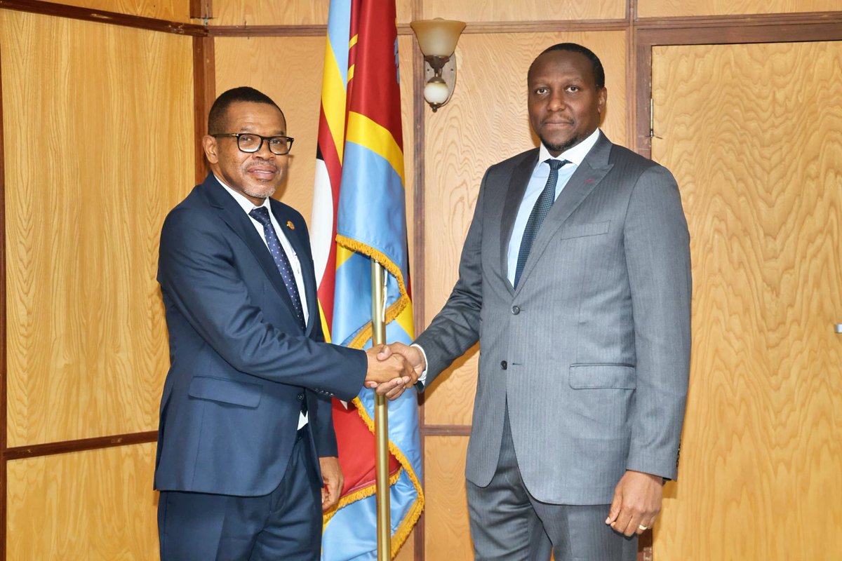 RussellMDlamini's tweet photo. Good day, Eswatini. Today, we received a courtesy visit from the Ambassador of the United Republic of Tanzania to the Kingdom of Eswatini, H.E. CP. Hamad Khamis Hamad, at the Private and Cabinet Office. https://t.co/KuTkiz9sfj