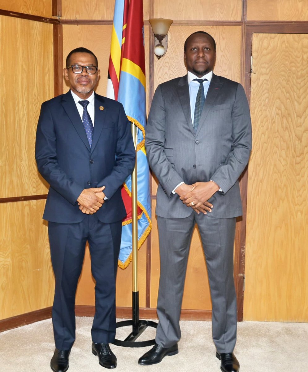 RussellMDlamini's tweet photo. Good day, Eswatini. Today, we received a courtesy visit from the Ambassador of the United Republic of Tanzania to the Kingdom of Eswatini, H.E. CP. Hamad Khamis Hamad, at the Private and Cabinet Office. https://t.co/KuTkiz9sfj
