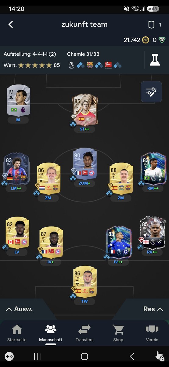 yille_9's tweet photo. @FUTxGG If i sell all my invests i can buy my Olise but i need xp for  Adeyemi https://t.co/rzCsbMixBh