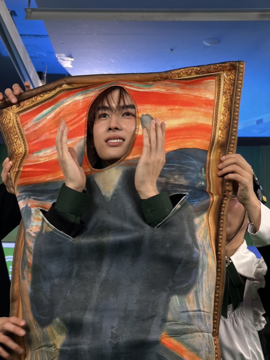 KhaingMaw11000's tweet photo. Even Monalisa has to surrender to Monalita 5555555555555555555

GRABFOOD WITH PERTHSANTA

#GrabFoodถูกกว่าชัวร์xPERTHSANTA https://t.co/05zYY4cNPf