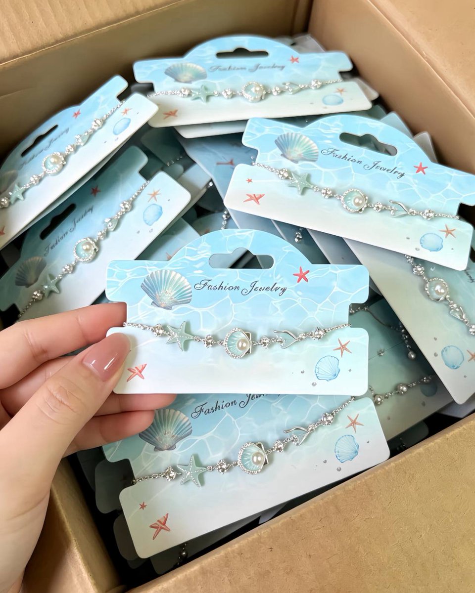 monotemi's tweet photo. OMG CANTIK BANGET GELANG NYA 😭𓇼 https://t.co/c6YbCCqn5X