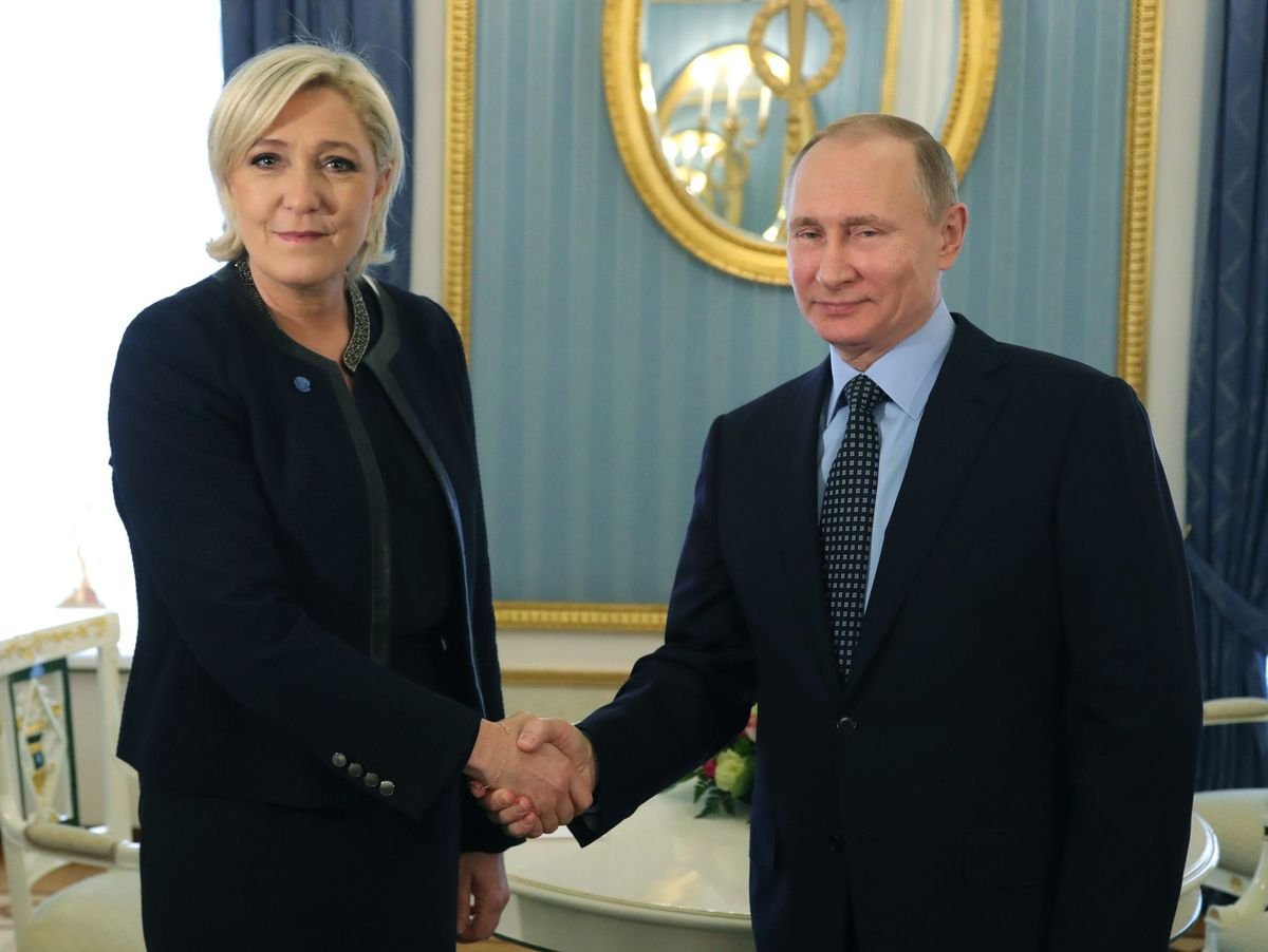 The_Untold's tweet photo. France, remember, this picture aint AI. https://t.co/V1lxhyvHgv
