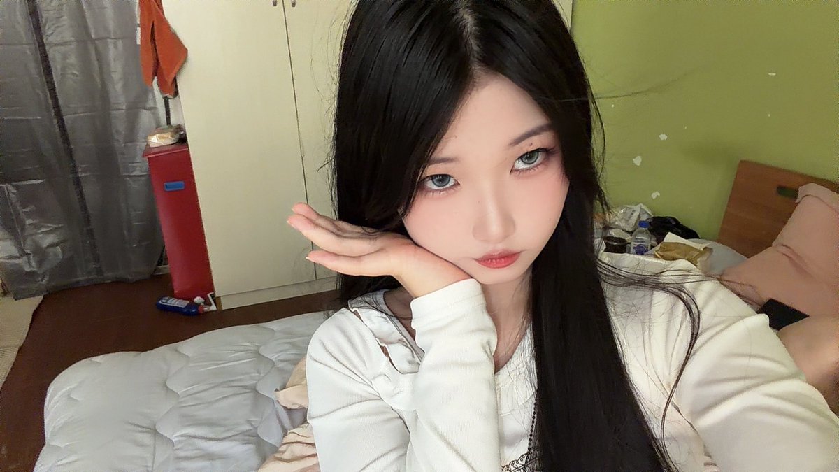 luisandrei04's tweet photo. 别看我萌我下面比你大哦
#药娘 https://t.co/95IqxOWmUL