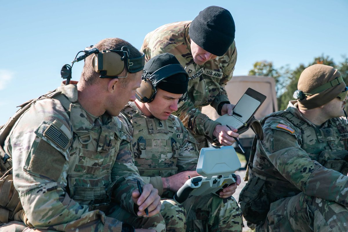 USArmyWHC's tweet photo. Precision and power in every round.💥

Mortar crews from the 1-32 Infantry Regiment, @10MTNDIV, dial in their targets during live-fire gunnery training. This is what readiness looks like. Climb to Glory!

#FreedomsGuardian https://t.co/wkwNUSLvax
