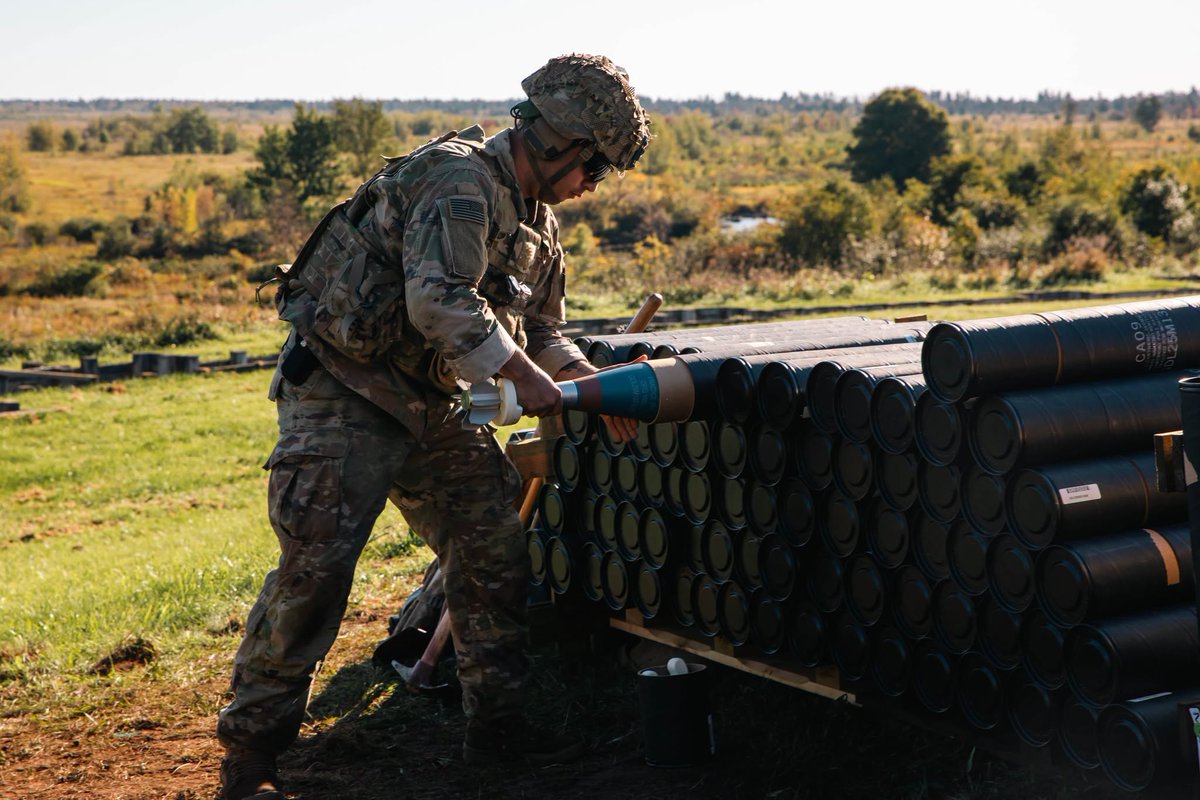 USArmyWHC's tweet photo. Precision and power in every round.💥

Mortar crews from the 1-32 Infantry Regiment, @10MTNDIV, dial in their targets during live-fire gunnery training. This is what readiness looks like. Climb to Glory!

#FreedomsGuardian https://t.co/wkwNUSLvax