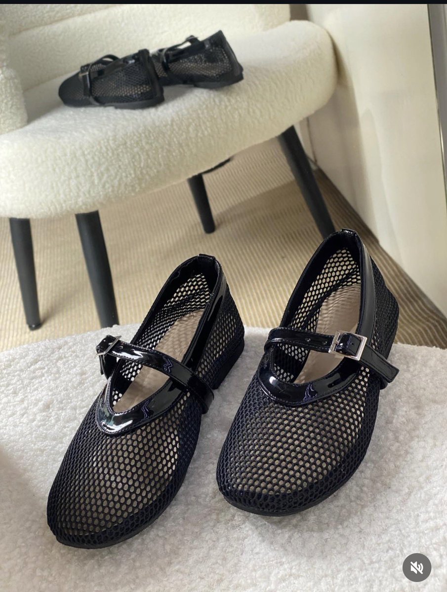 alluraxxsss's tweet photo. MARIKINA SHOES WITH A STORY BEHIND THEM. 🇵🇭👠

Hindi lang pala basta locally made—Kendra Manila is handcrafted by local artisans who put so much work into every pair. 🥹

What I love even more? Their story is also about helping traditional shoemakers who lost their jobs during the pandemic and giving them a way to continue their craft. 🤎

So when you support a local pair, you’re not just getting cute shoes—you’re also supporting Filipino craftsmanship and local livelihoods. 🇵🇭✨