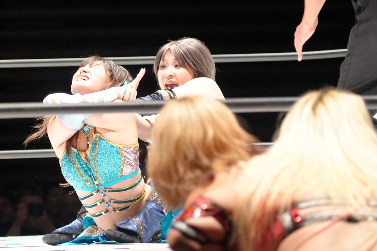 Magure_Keiji's tweet photo. スターダム 安納サオリ選手 滋賀凱旋大会🍠
天咲選手との熱い闘い✨
#STARDOM
#安納サオリ
#おかえりあのたん
#絶対不屈彼女 https://t.co/uSNkjO2ATe