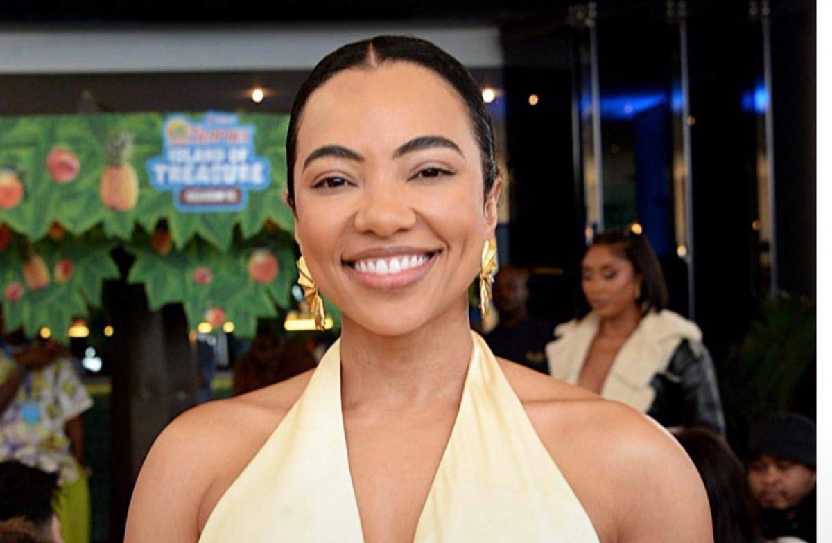 SAVOICES_'s tweet photo. DEAR @AmandaDupont UNES’BINDI SISI. MAKUTHIWA HOME OF THE BRAVE, KUKHULUNYWA NGAWE ‼️ ‼️ 🚨 

YOU REALLY DIDN’T KNOW SINDANE IS COMPROMISED🫪🫪🫪🫪‼️ https://t.co/yT3ooDajjr
