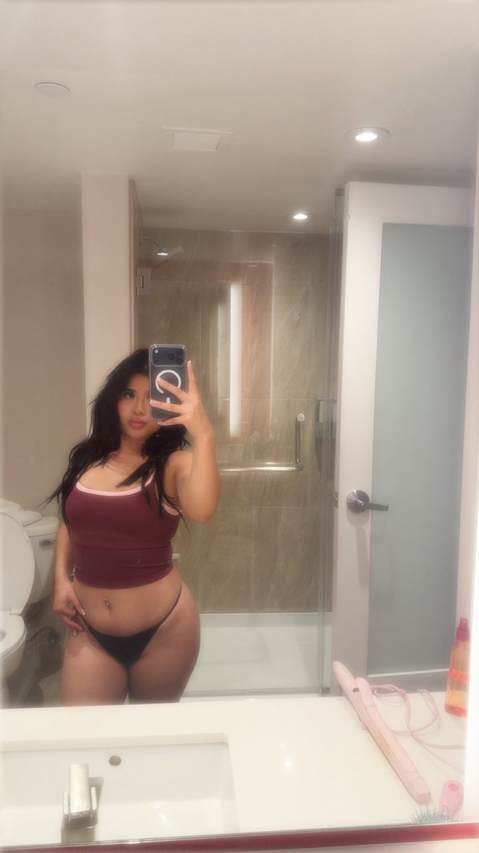 Linaadoesit's tweet photo. HiI guys new to X my names Linaa😝 #latinaㅤㅤㅤㅤㅤㅤㅤ https://t.co/z5I84vZX3Y