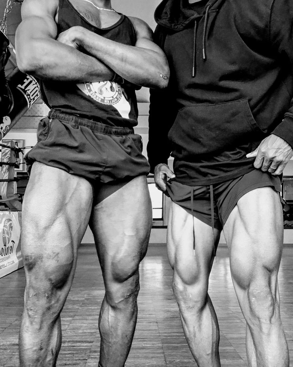 fullmoonband's tweet photo. #backworkout #workhard #workoutmotivation #workouts #palestra #gym #niceday☀️ #fitfam #fit #fitnessmotivation #fitness #fypシ #filmmaker #recent4recent #likesforlike #instalike #photography #performance https://t.co/Fq4Ni6Vfxs