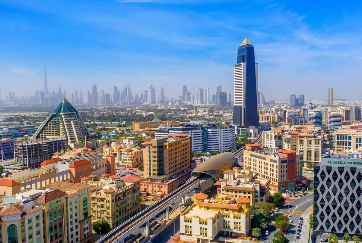 MSDAR_NEWS's tweet photo. دبي تتصدر العالم في مساكن العلامات الفاخرة بـ175 مشروعاً

- تفوقت بأكثر من الضعف على ميامي و6 أضعاف على لندن

- وصل إجمالي المشاريع في الإمارة إلى 175 مشروعاً

- 10.5 مليارات دولار مبيعات عقارات دبي فائقة الفخامة في 2026

#مصدر_للأخبار https://t.co/Xcq9av5iP6