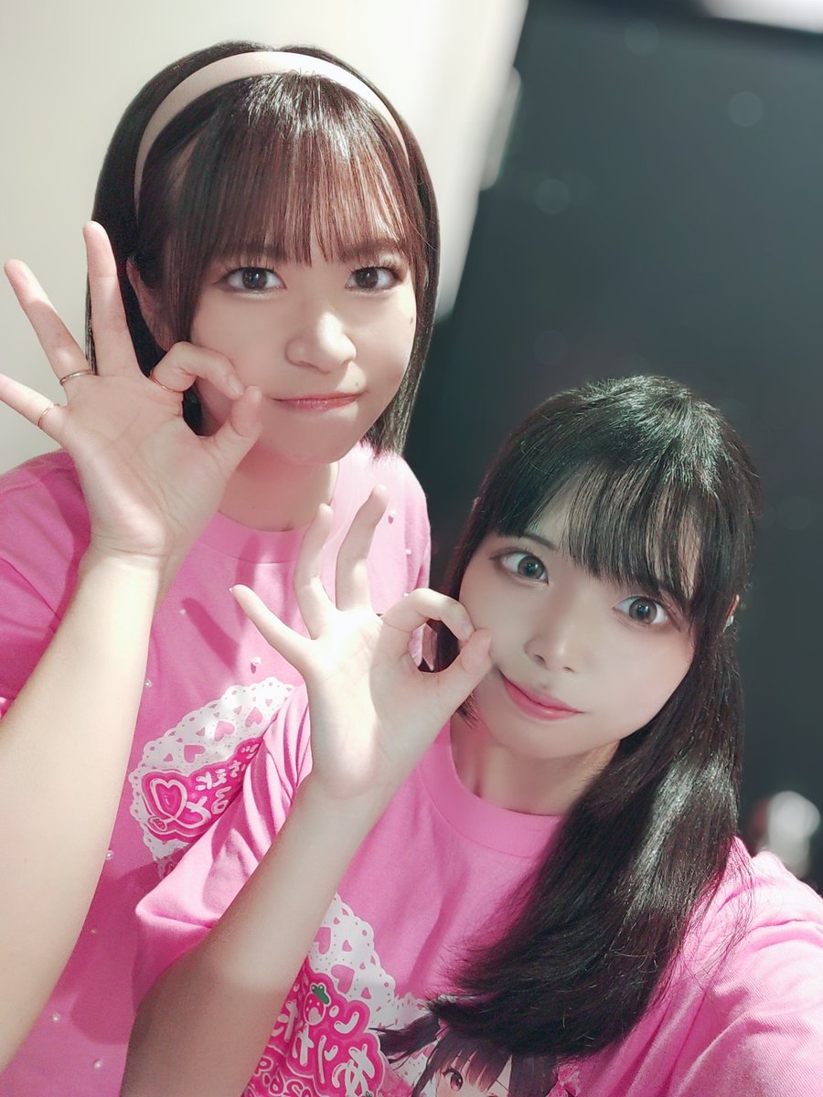 ROUTE258_Sakuto's tweet photo. みかんさん、akaneさんと！💕
久しぶりにお会いできたし一緒に踊れたのも良かったです！😊
みかんさんとはたるとさん合わせて3人で懐かしい思いになれたし、akaneさんはダンスがしなやかで見惚れちゃいました！
またお二人に会いたいです！ https://t.co/4djc4GWnkx
