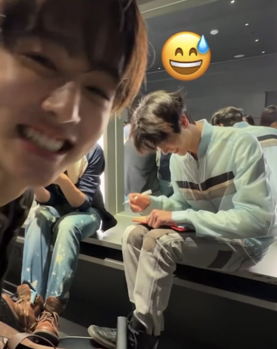 co2minsu's tweet photo. 울 거노
깁스한손으로 열심히 썻구나~🥹하려했는데
맨손이었을 때 : https://t.co/P0tQUMNGov
