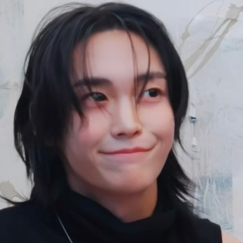 yeongwonhiz's tweet photo. 🐈‍⬛ https://t.co/P0S0kBR0k7