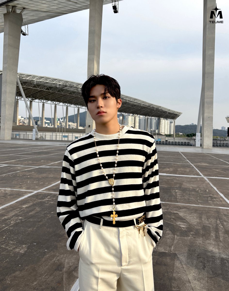 iksanpjw's tweet photo. Park Jeongwoo b-day photo 📸 #박정우 

“Thank you, TREASURE MAKERS, for celebrating my birthday again this year!
I hope you'll continue to stay by my side!” https://t.co/XMo6dk85RG