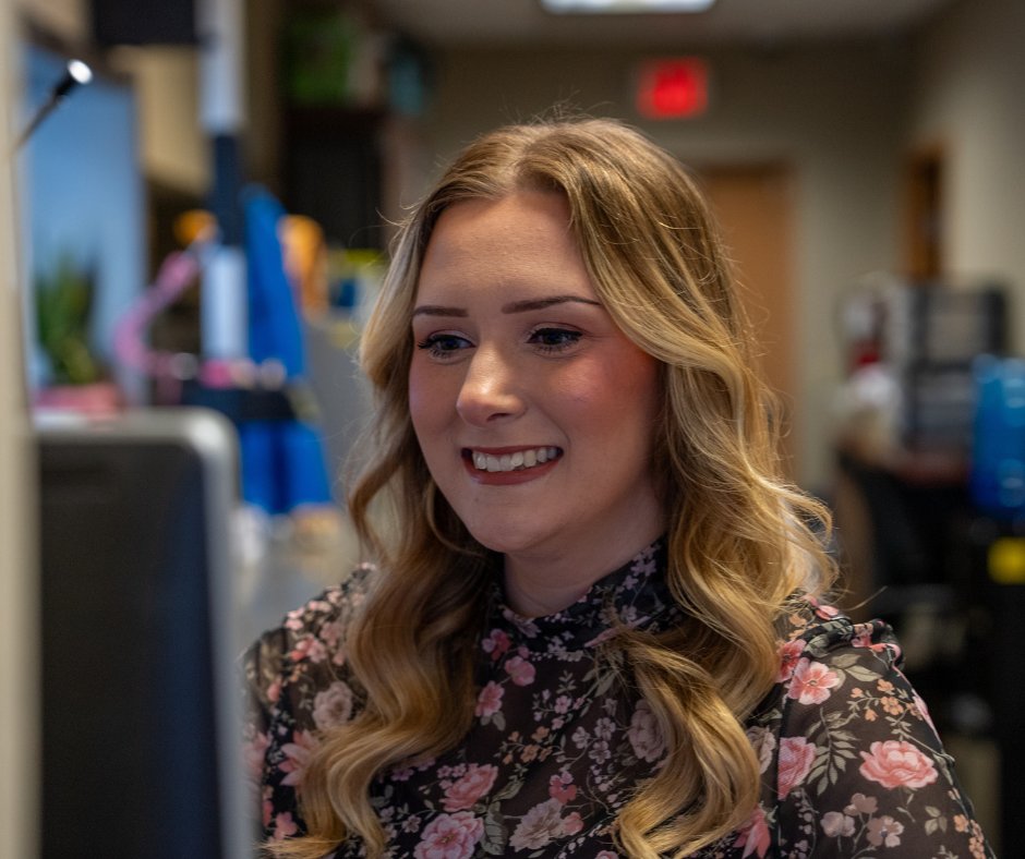 Atomic_CU's tweet photo. Happy Monday! ✨ Come visit us at the branch this week — whether you have questions or just need a little support, we’re here to help. 💙 

#ACU4U https://t.co/loEWc8lUwI