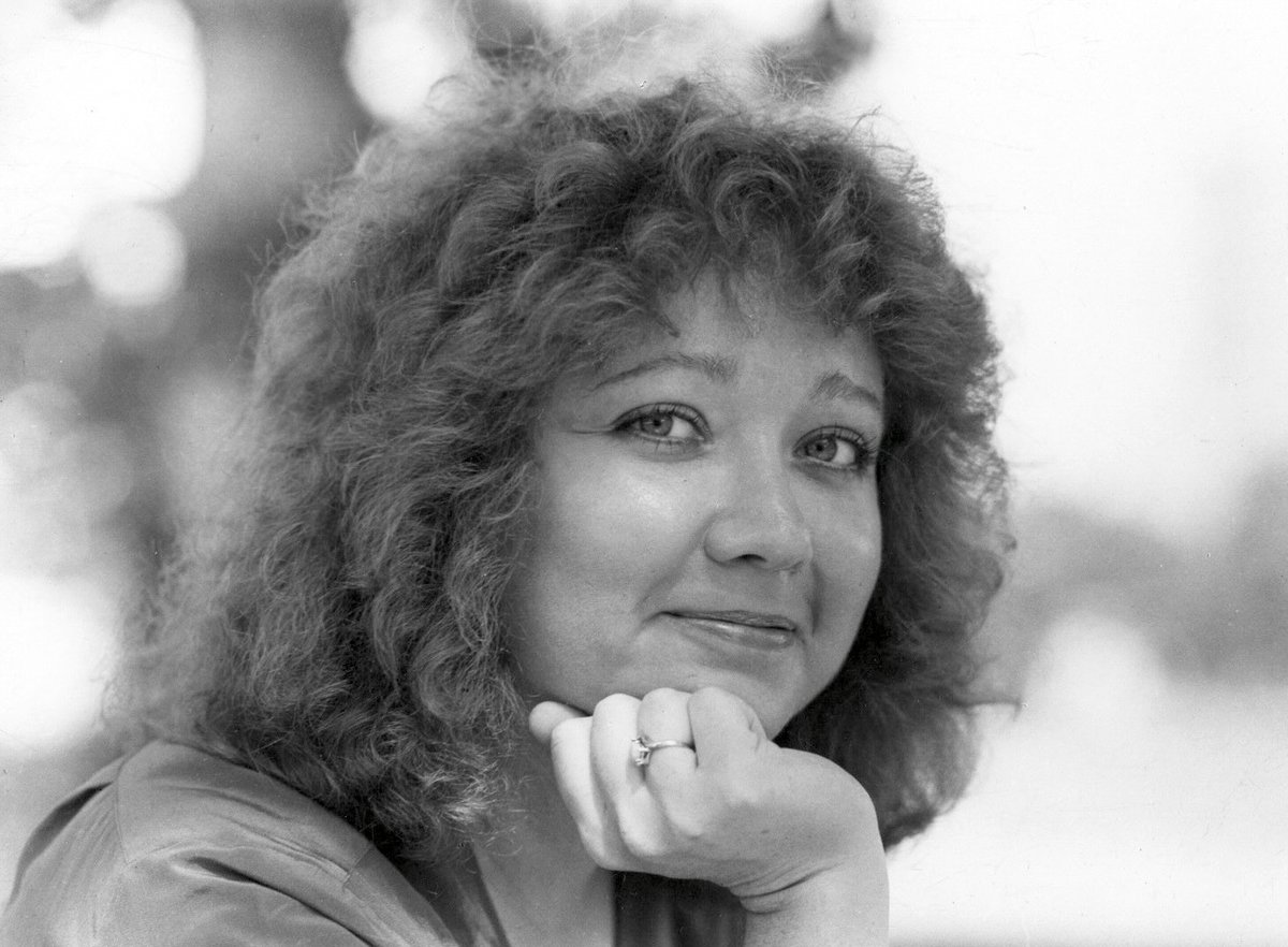 OutsidersHouse's tweet photo. For the Love of S. E. Hinton. Stay Gold. https://t.co/dszvUk8CU1