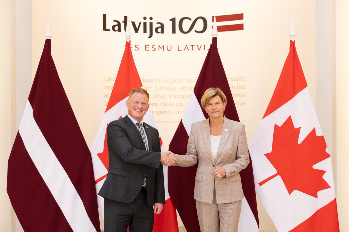 Braze_Baiba's tweet photo. Lieliska tikšanās ar jauno Kanādas vēstnieku Latvijā Timotiju Edvardsu. 🇱🇻🇨🇦

Kanāda ir Latvijas draugs un uzticams #NATO sabiedrotais. Kopā stiprinām mūsu drošību, ekonomiku, un arvien ciešāku ES–Kanādas partnerību. https://t.co/XznjTTcYmU