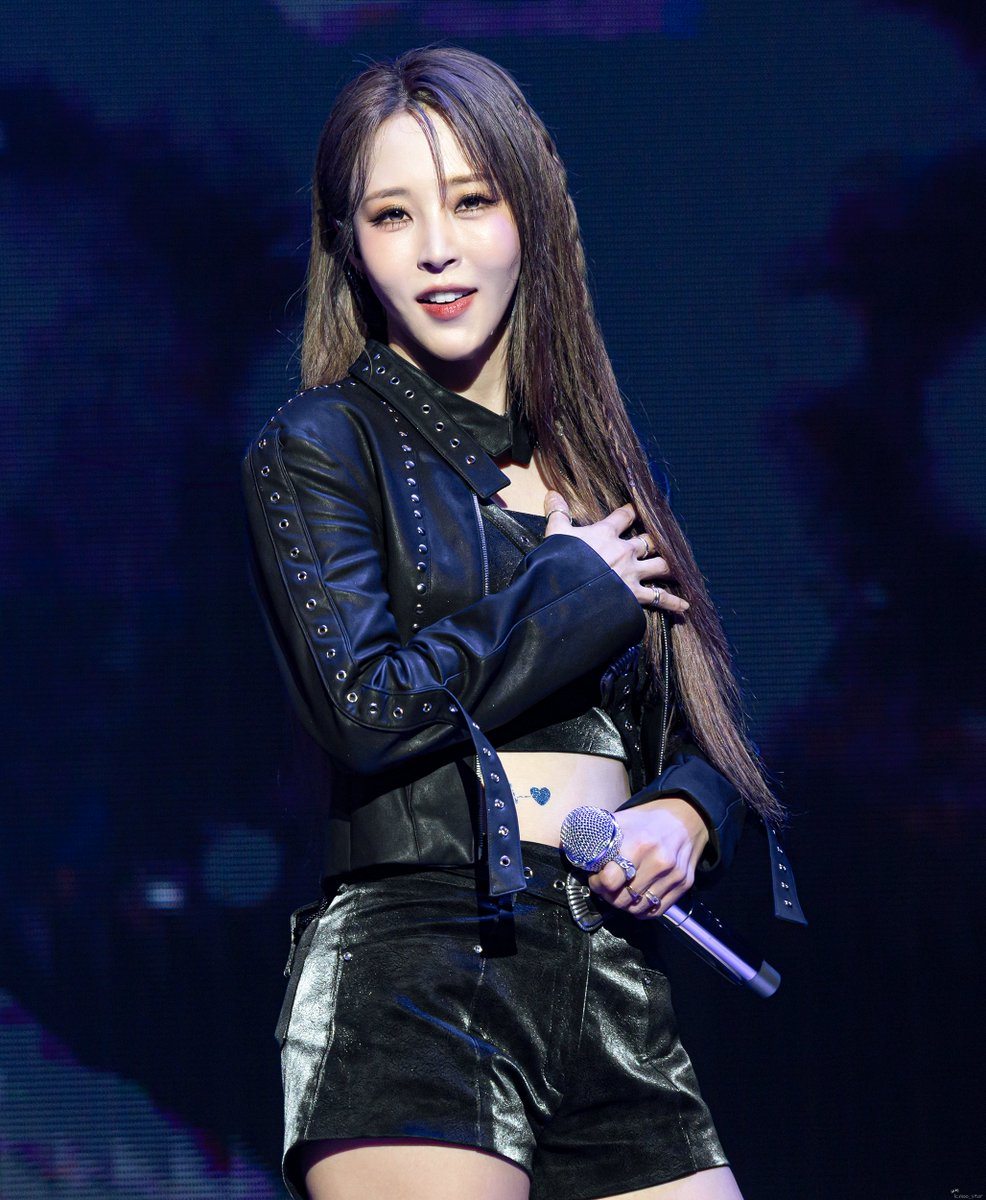 k_moo_star's tweet photo. [ Moonbyul 문별🐹 ]                                                     
260719 마마무 WORLD TOUR [4WARD]             
IN MACAU D2 (5)                          

#마마무 #MAMAMOO #문별 #MoonByul #ムンビョル https://t.co/T6jsT8TKAy