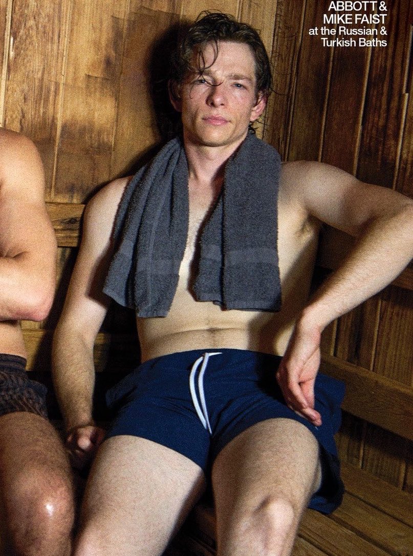 sowhatfaist's tweet photo. mike faist the man that you are https://t.co/NTLmf0dunv