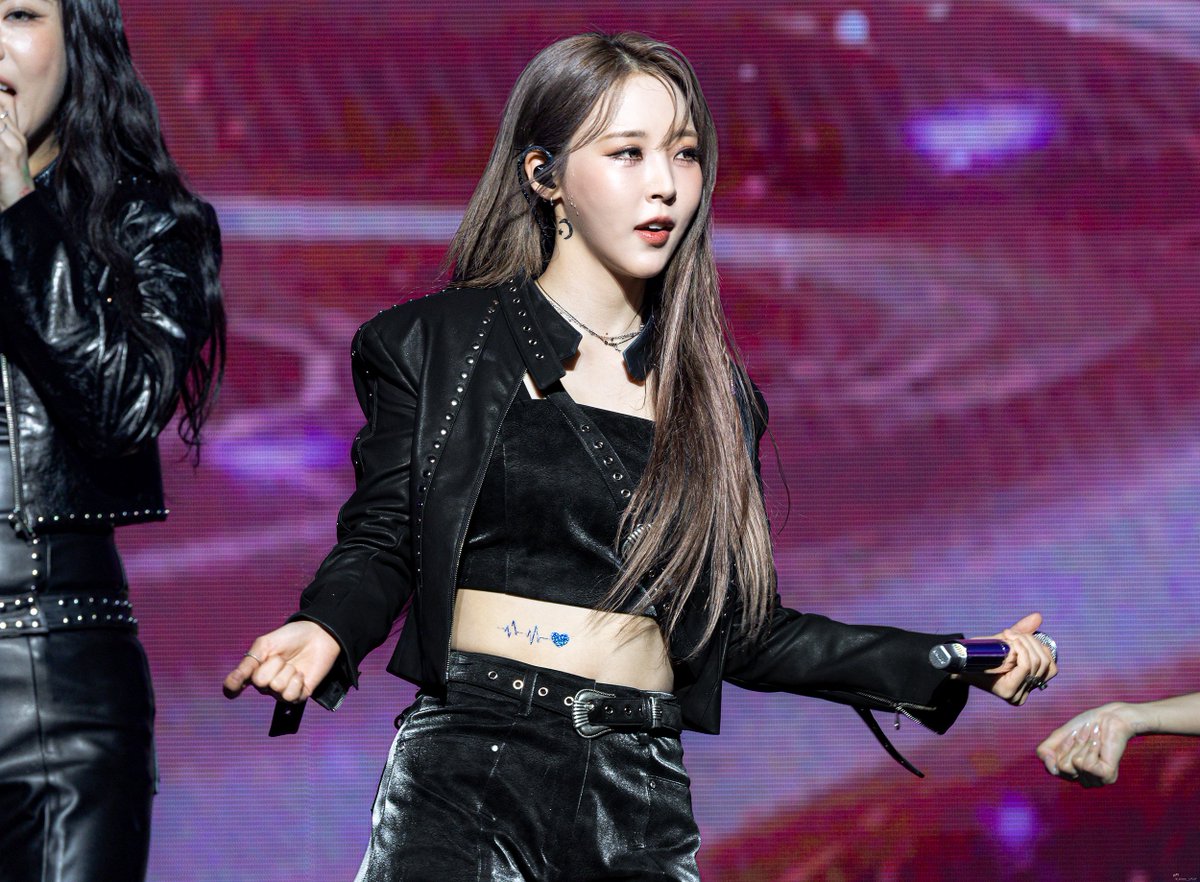 k_moo_star's tweet photo. [ Moonbyul 문별🐹 ]                                                     
260719 마마무 WORLD TOUR [4WARD]             
IN MACAU D2 (5)                          

#마마무 #MAMAMOO #문별 #MoonByul #ムンビョル https://t.co/T6jsT8TKAy