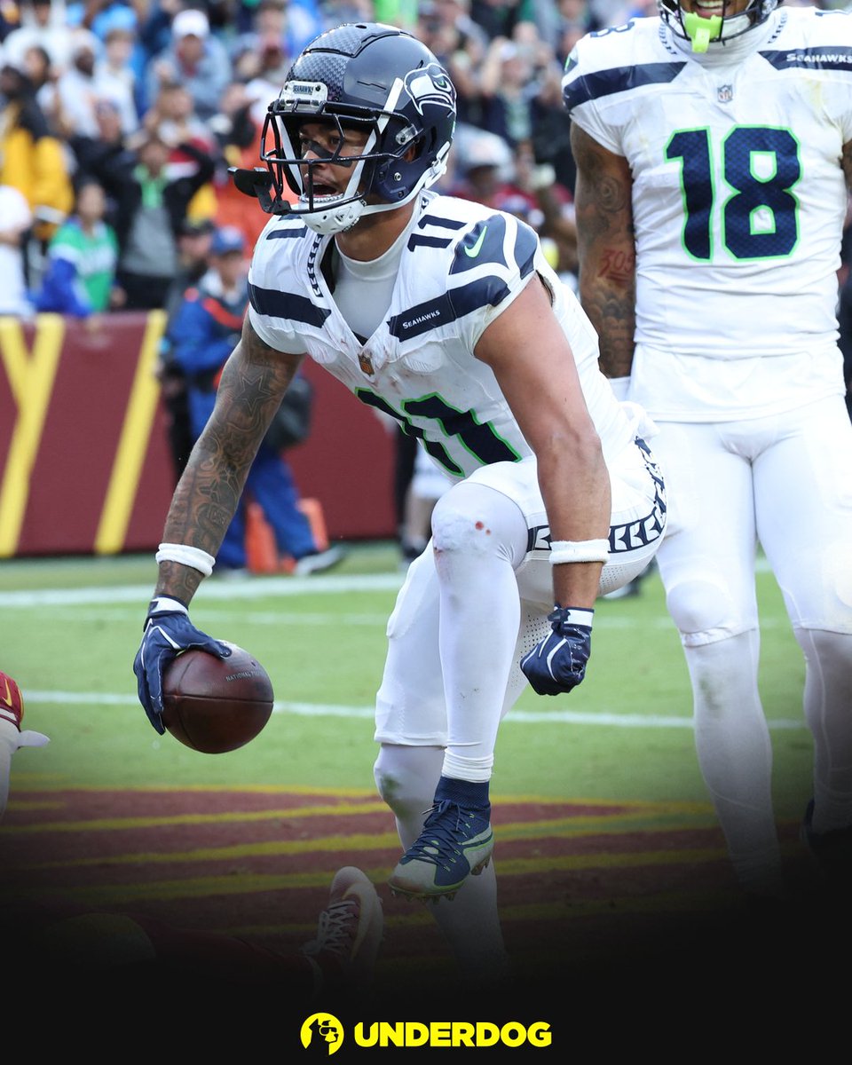 UnderdogNFL's tweet photo. The only two players in NFL history with 120+ receiving yards, 1+ receiving TD in each of the first 3 weeks of a season:

Jaxon Smith-Njigba (2026)
Jerry Rice (1989) https://t.co/1ixhzt0qJ6