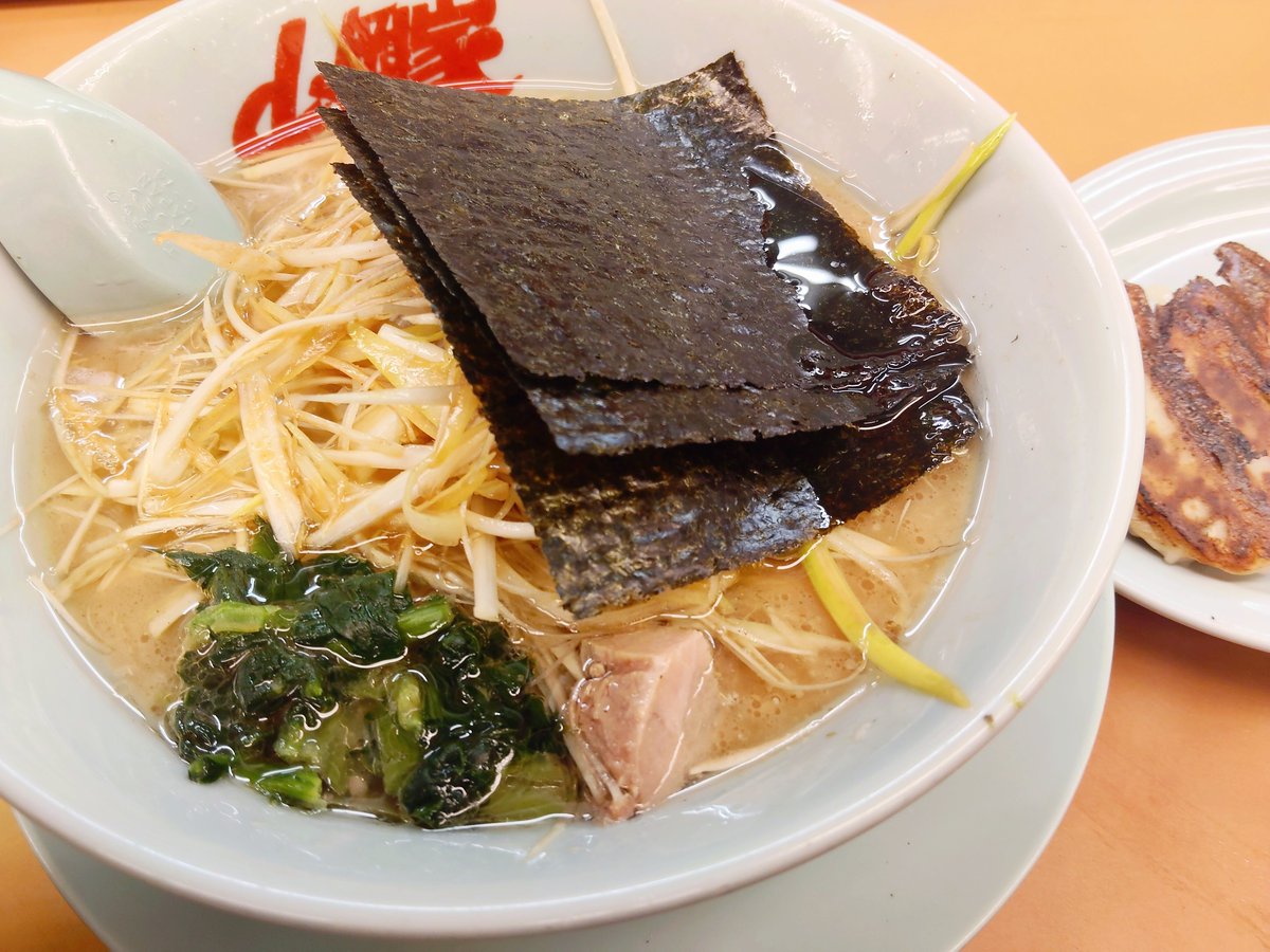 maromaro_0201's tweet photo. 🍜🍜🍜🥞 https://t.co/8ULbJmAqOI