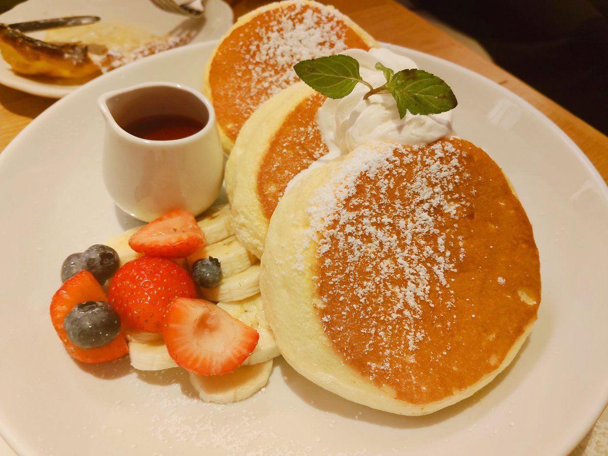maromaro_0201's tweet photo. 🍜🍜🍜🥞 https://t.co/8ULbJmAqOI