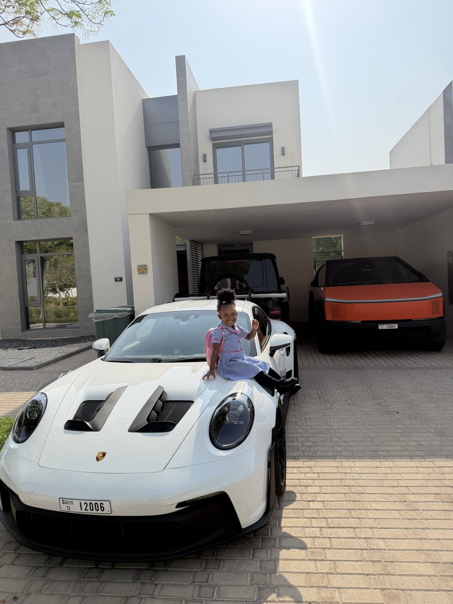 KojoForex's tweet photo. You can’t impress this one in the future lol.

First class ✅
Super cars ✅
Mansions ✅
Money ✅
Travels ✅ https://t.co/KGO7kKkVGo