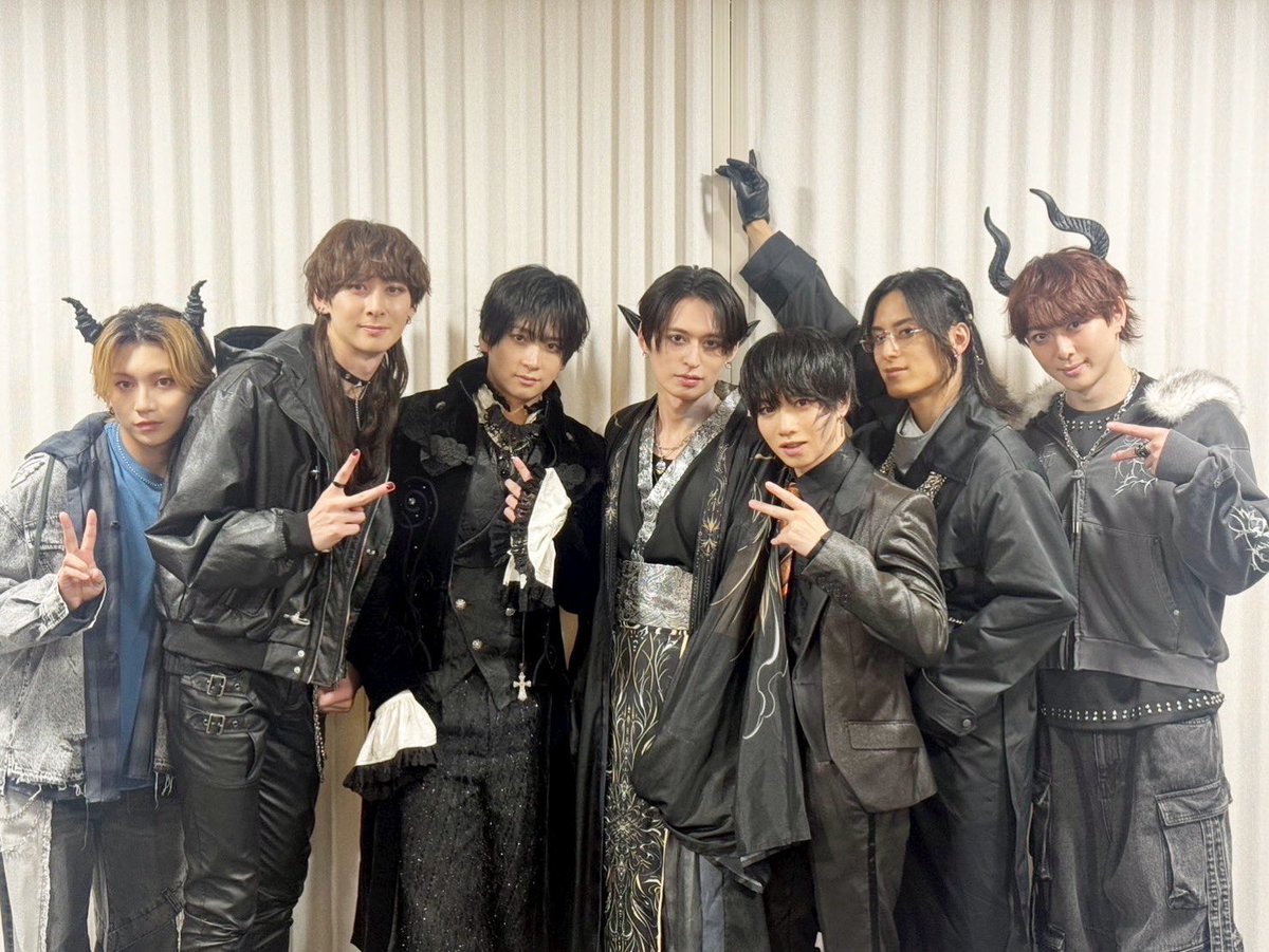 ara_mackey's tweet photo. Pastureまつり〜七つの大罪〜悪の祭典

ご来場ありがとうございました✨

やっぱりみんなといるとめちゃくちゃ楽しいし癒されるし、それをファンの皆さんと共に楽しめる空間が最高に大好きです。
いつもありがとう☺️

学も、これからよろしくね。

写真は悪魔の皆と
ルシファー👿 https://t.co/wEJspazYjo