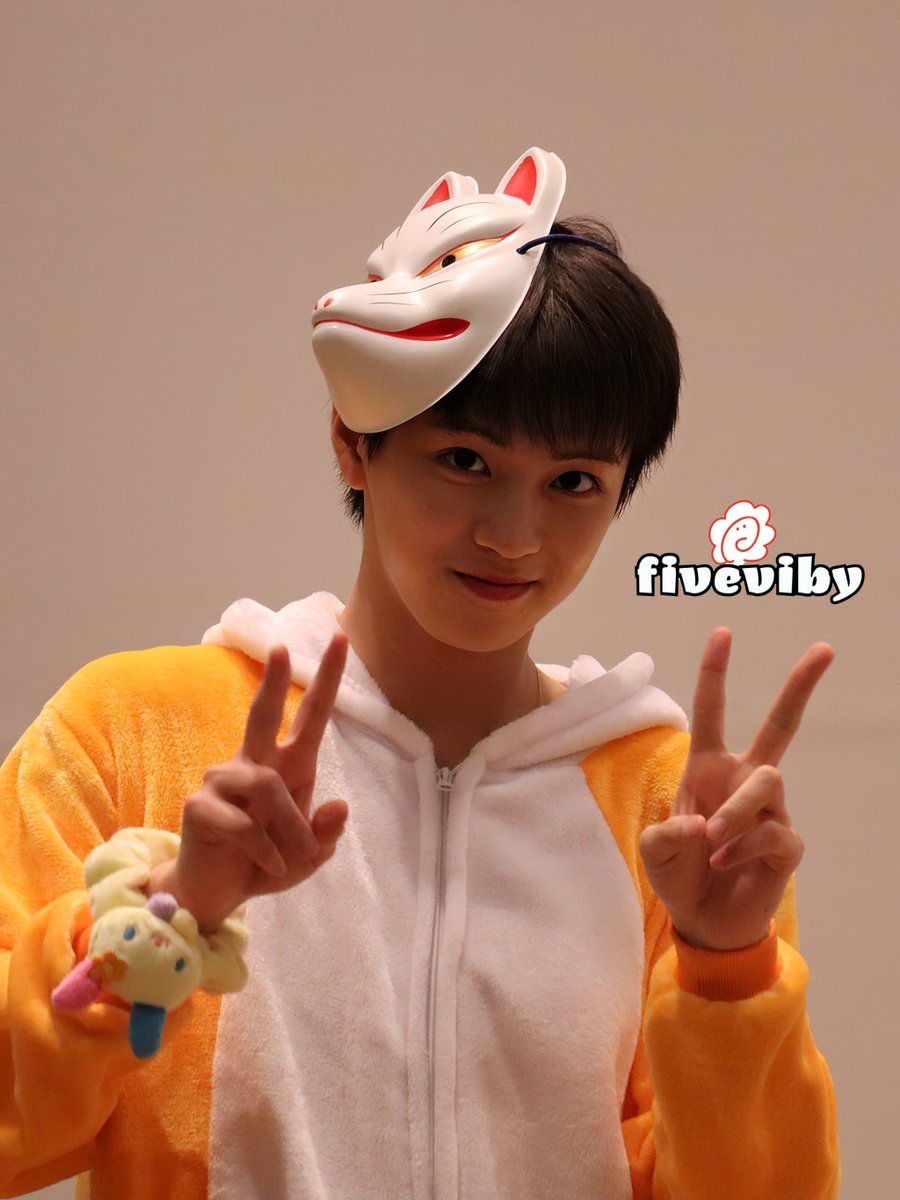 fiveviby's tweet photo. 260927
オフイベ　TOKYO 
プレサ

🦊♥️

#VIBY　#バイビー  #바이비
#렌키 #RENKI  #れんき https://t.co/dFcwo7A5O3