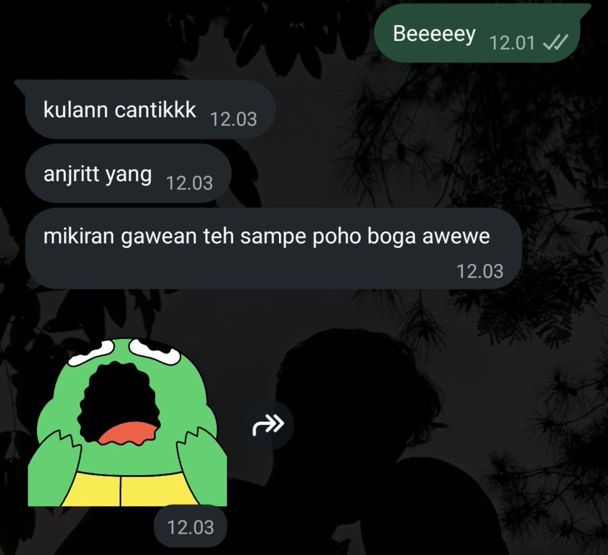 hachigatsuhere's tweet photo. Bangga bgt sm ayang aku 🥺 dari kerjaan sblmnya dia banyak susah susahnya, resign, sampe skrg dpt kerjaan lebih baik, lebih dimanusiakan, lebih dpt "pusing krn kerjaan" yang worth it 🥺💗 https://t.co/es97FOvfpB