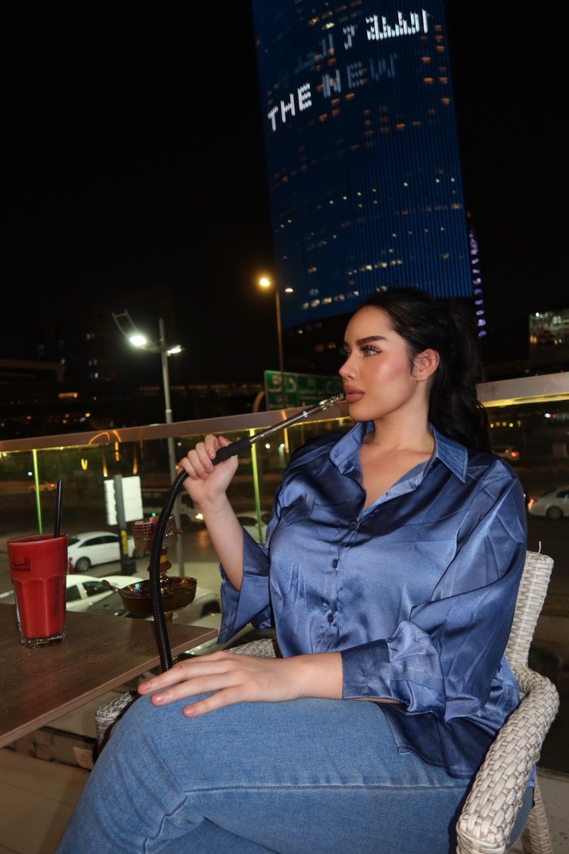 quvrey's tweet photo. #ladyboy_in_riyadh 
#ladyboy_riyadh 
#ladyboy_saudi https://t.co/GzNB4uHpwa