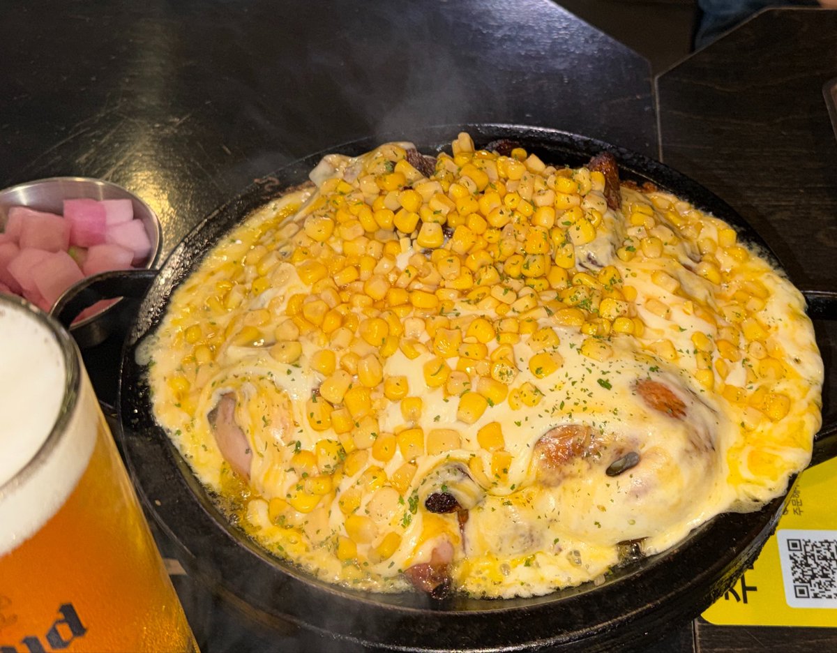 nuanc0's tweet photo. 누룽지 치즈통닭 완전히맛잇네 https://t.co/c5VlyMbXrw