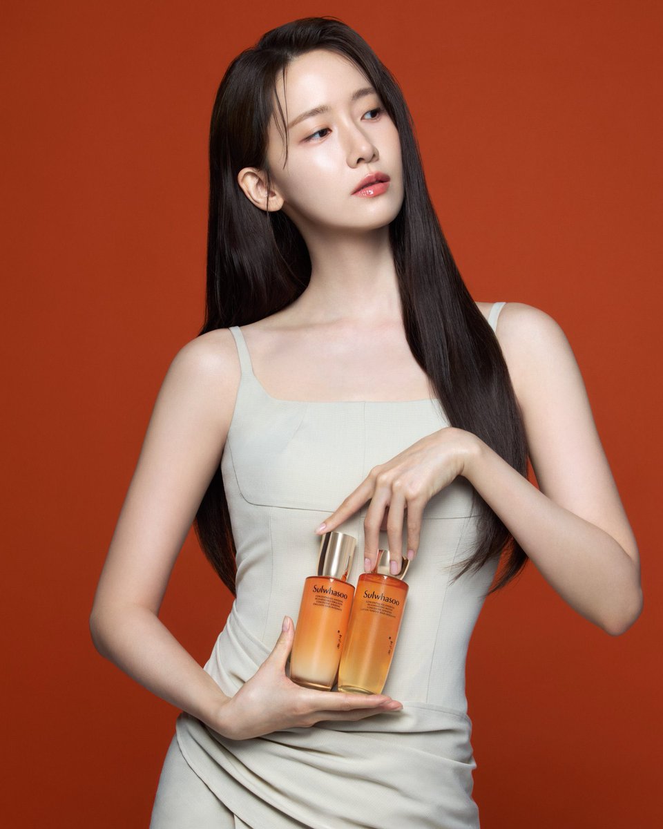 fernyoona's tweet photo. ฉันรักพี่ยุนอา ฉันรักโซลวาซู ทพจรมาก 🧎🏻‍♀️ https://t.co/Y3PECpLz0U