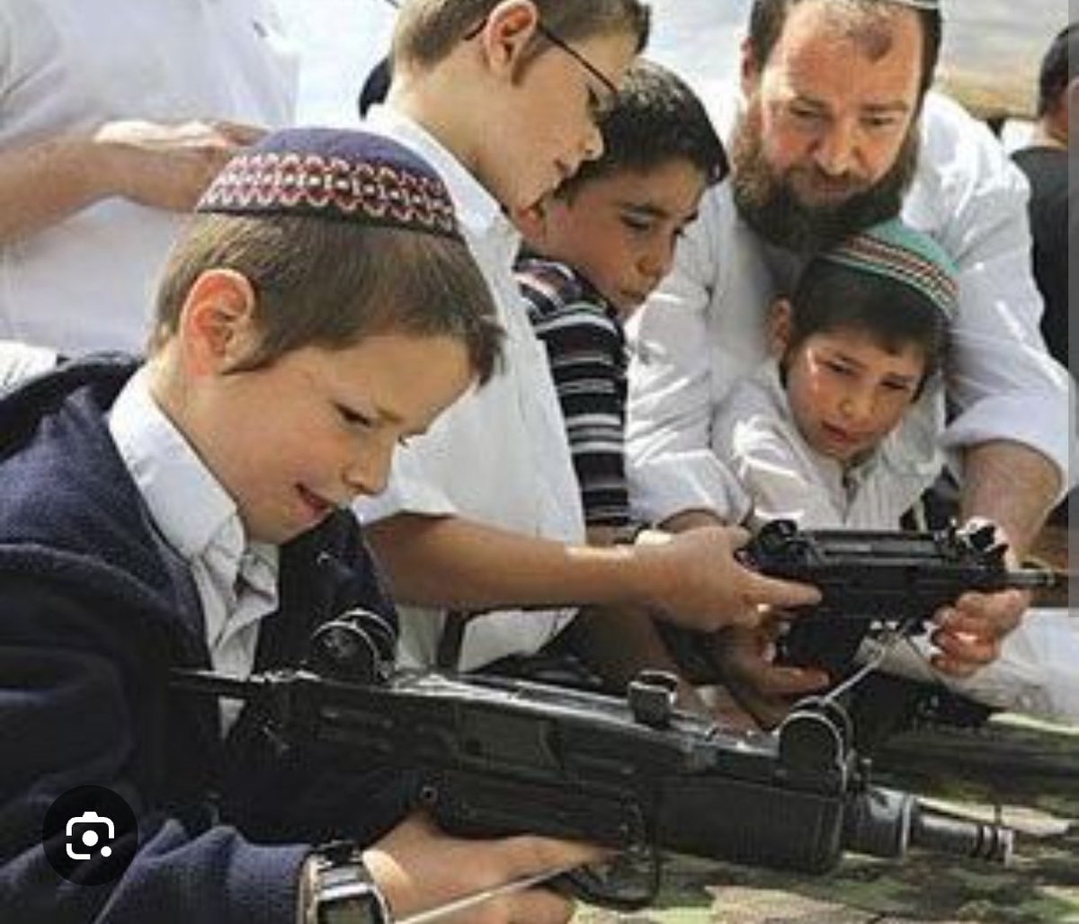 Mohamramad's tweet photo. @HAIM__GOZALI Just shut the fuck up.. https://t.co/qY5eQmVNbz