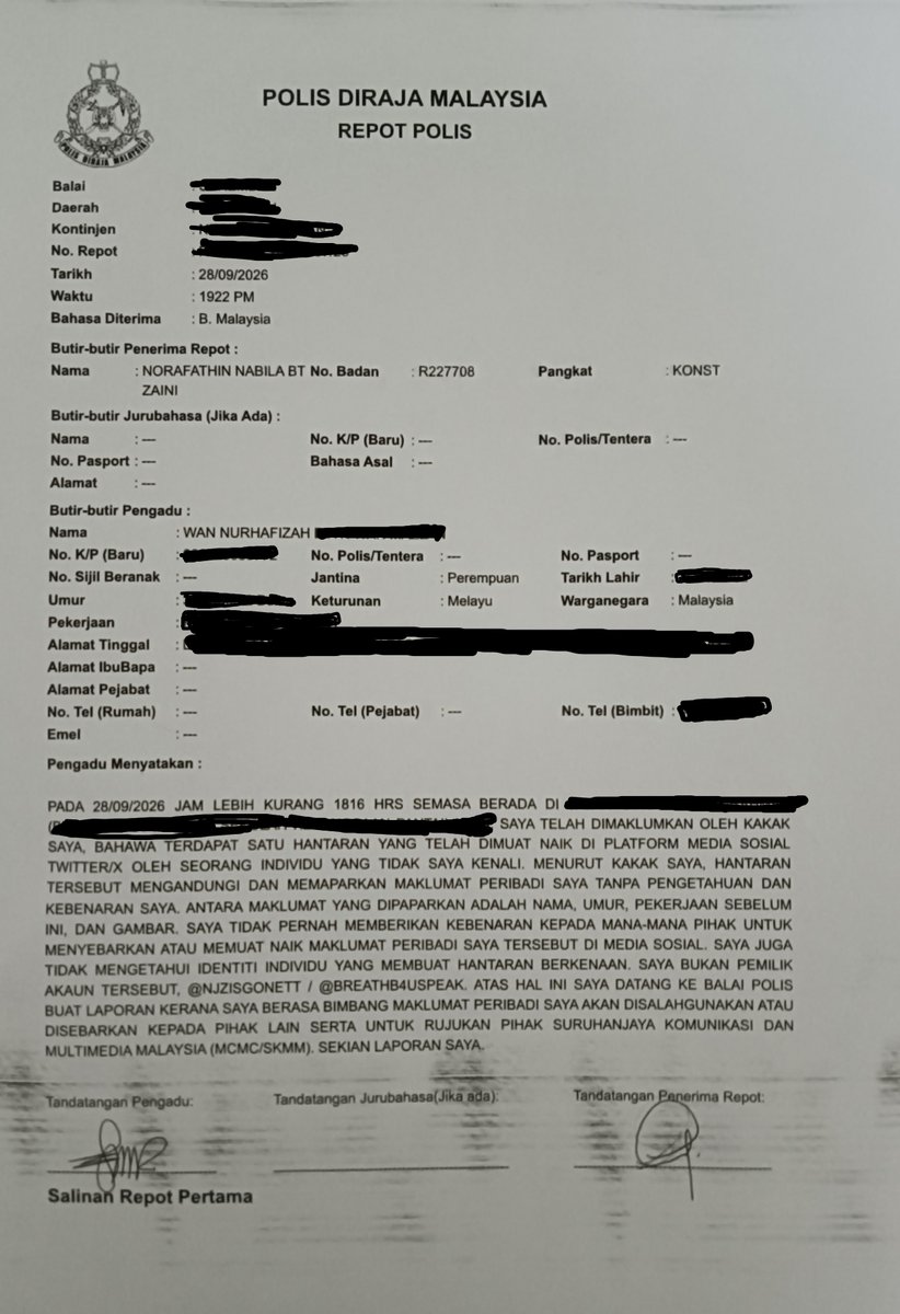 nurhfz_'s tweet photo. The photo being circulated is a photo of me, but THE ACCOUNT being shared is NOT mine.

Honestly, I don’t know why or how this happened, but it’s really unfair for me to suddenly get dragged into this and go viral over something I didn’t do. https://t.co/MTXxvmzDgL