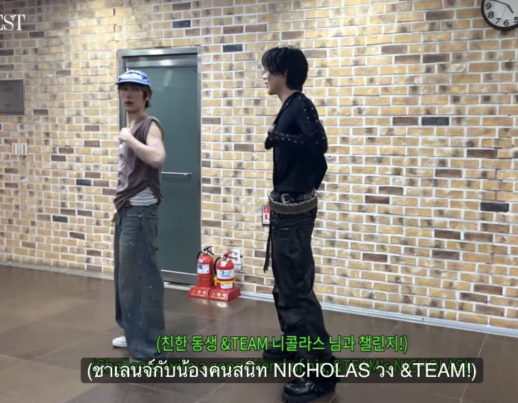 itsmesuperten's tweet photo. เนี่ยจริงๆชีเตนล์รู้จักคนทั้งโลกแล้วแต่นางไม่ใช่คนเปิดเผยไง เราเลยไม่ค่อยรู้ 5555555555555555555555555555 https://t.co/EnMlxx2J3K