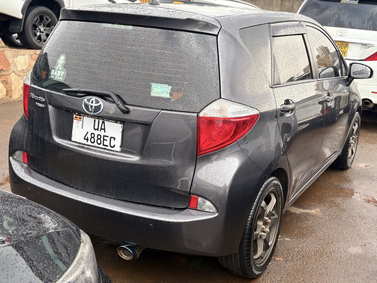 arnoldyosam's tweet photo. 🚗 TOYOTA RACTIS | 2011 | 1.5CC

Your next daily ride could be right here! 🔥 Practical, stylish and easy to drive — available at just 33M UGX.

💰 33M
📞 0705176582
📲 WhatsApp: https://t.co/iLRRG7AIMA

🔑 Buy &amp; Drive
#ToyotaRactis #CarsForSaleUganda #UgandaCars https://t.co/I7MMAbKBLj
