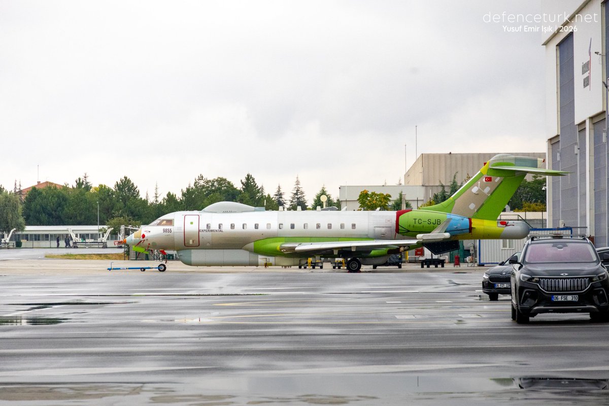 clashreport's tweet photo. New photos emerged of Türkiye's HAVA SOJ stand-off jammer — a Bombardier Global 6000 converted by TUSAŞ with ASELSAN electronic warfare systems. 

Still in factory primer, showing ventral jamming fairing, dorsal SATCOM dome, and Growler-style wingtip receiver pods. 

Designed to jam enemy radars and comms from beyond 500 km. 

Four aircraft planned for the Turkish Air Force.

Intended to work alongside KORAL ground jammers, AEW&C aircraft, and strike packages including future KAAN fighters. 

Comparable to the US EA-37B Compass Call and Australia's MC-55A Peregrine.

Source: @Defence_Turk